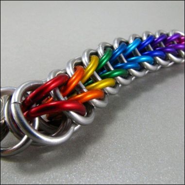 handmade_chainmaille_keychain_rainbow_full_persian_1_massive